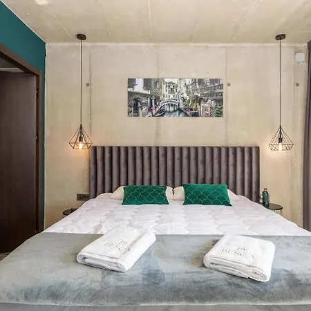 Сasa de vacaciones Lovely Home In Baska With Sauna *