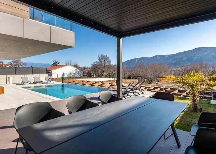 Σπίτι διακοπών Lovely Home In Baska With Sauna