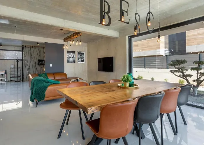 Σπίτι διακοπών Lovely Home In Baska With Sauna
